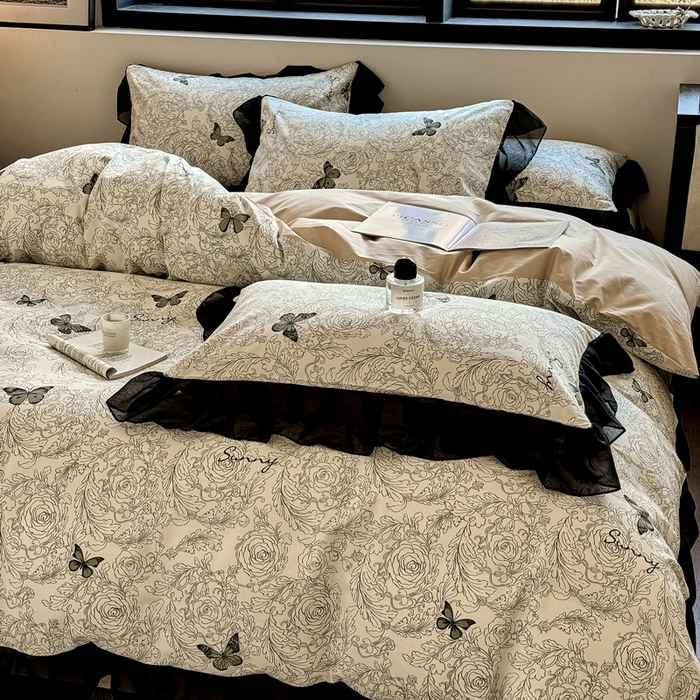 91家纺网 家纺一手货源 找家纺 宅家居 2025新款爆款轻法式赫本风复古印花13372纯棉四件套韩式黑色花边40支全棉三件套 蝶舞