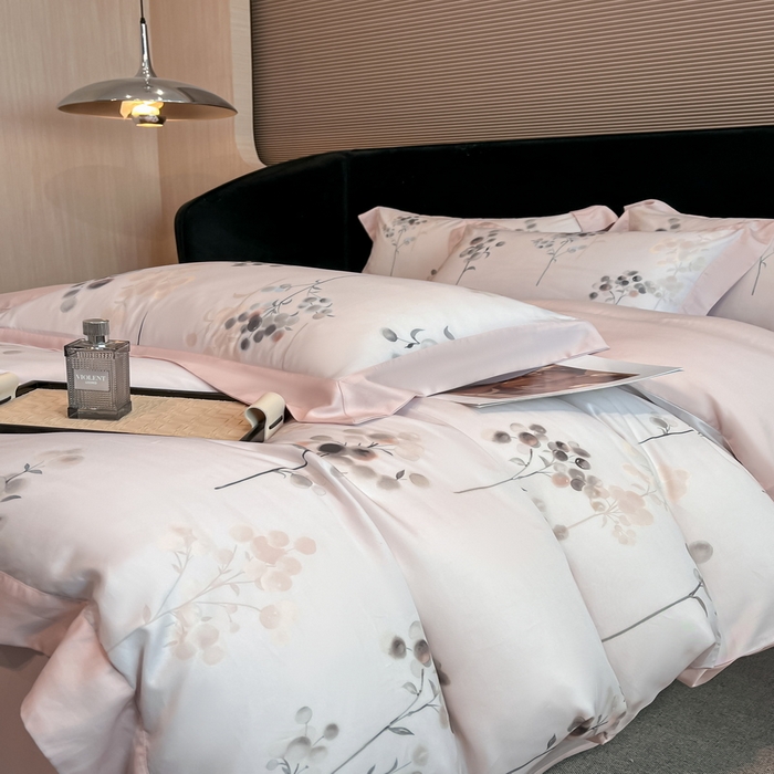 91家纺网 家纺一手货源 找家纺 2025春夏新款简奢款嵌绳莱赛尔数码印花四件套单夏被床笠床单款 浮光落影