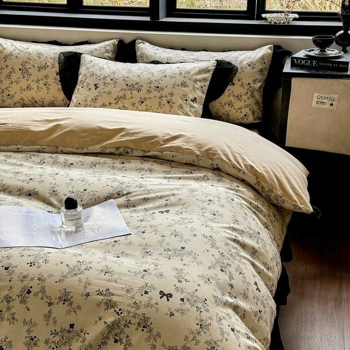 91家纺网 家纺一手货源 找家纺 （总）宅家居 2025新款爆款轻法式赫本风复古印花13372纯棉四件套韩式黑色花边40支全棉三件套