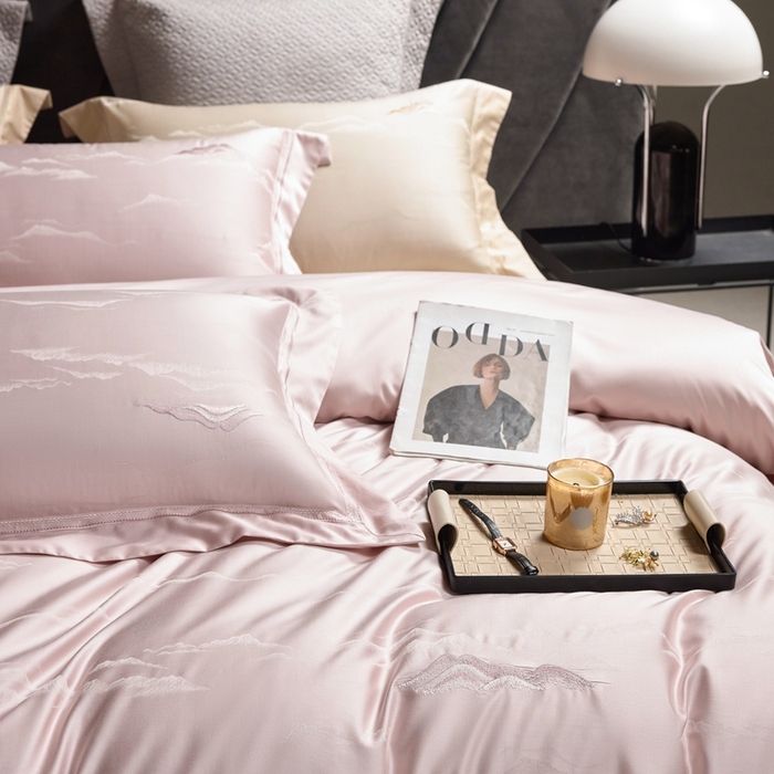 91家纺网 家纺一手货源 找家纺 （总）榻尚家居 2025新款天丝棉提花加绣花工艺款床品四件套-山岚夏梦