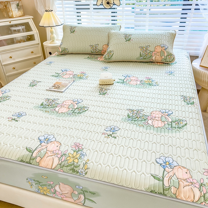 91家纺网 家纺一手货源 找家纺 世纪绒品 2026新款印花卡通床笠款乳胶凉席 花园兔