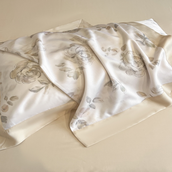 91家纺网 家纺一手货源 找家纺 2025春夏新款简奢款嵌绳莱赛尔数码印花夏被四件套单夏被床笠床单款 蔓艺