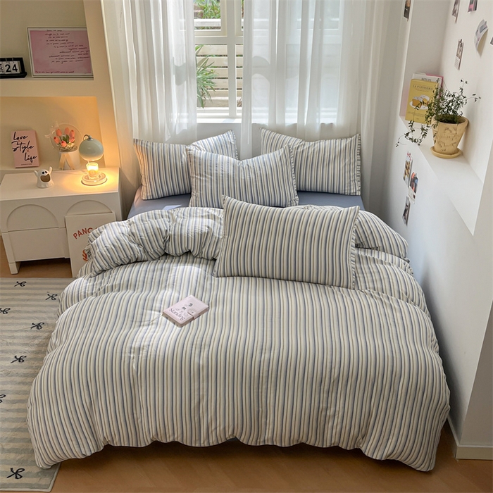 91家纺网 家纺一手货源 找家纺 盛秋家纺 2025新款亲肤格子水洗棉条纹格子四件套【简约风】灰苏条+蓝灰