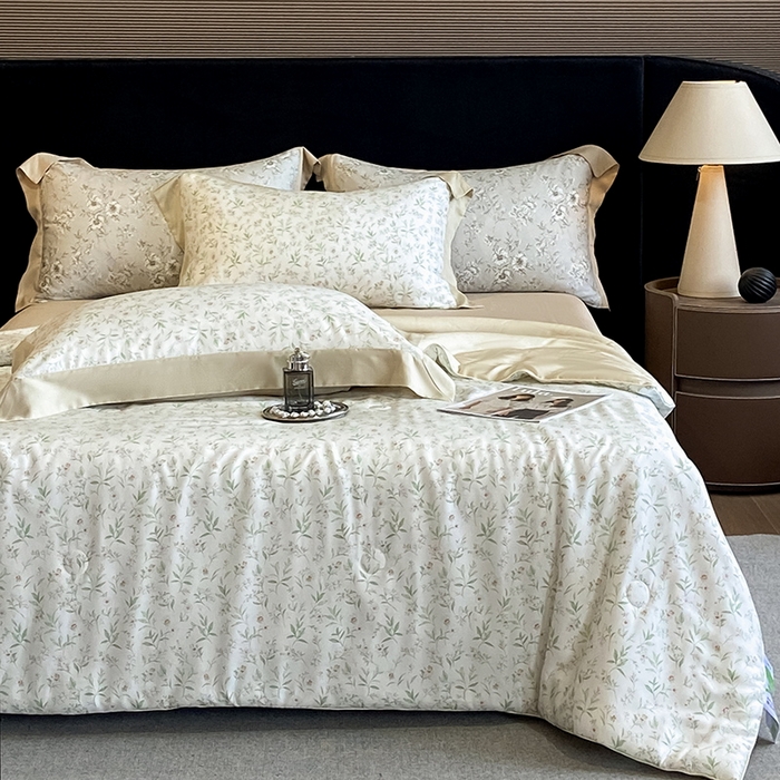 91家纺网 家纺一手货源 找家纺 2025春夏新款简奢款嵌绳莱赛尔数码印花夏被四件套单夏被床笠床单款 漫语佳人 米