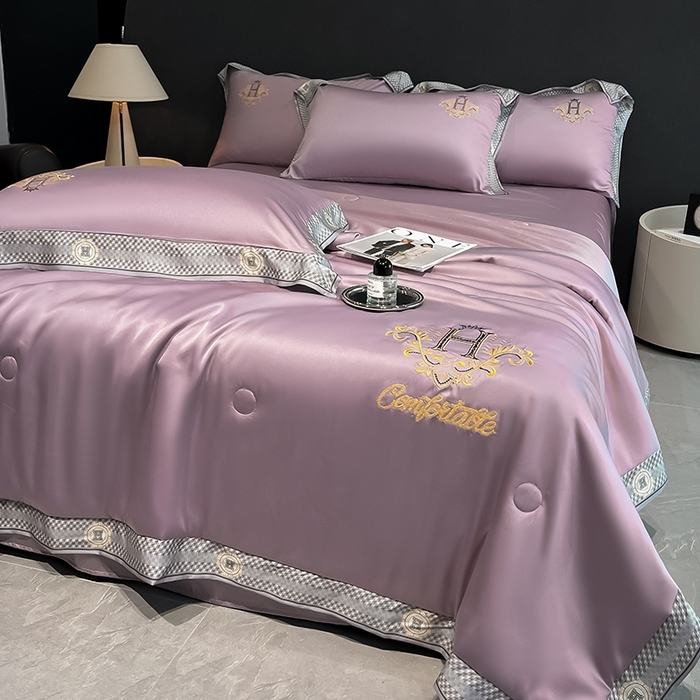 91家纺网 家纺一手货源 找家纺 露梦家纺2025新款A类水洗真丝夏被-格调 格调-玫瑰紫