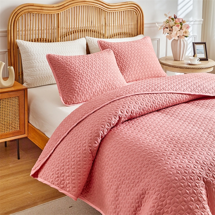 91家纺网 家纺一手货源 找家纺 温宁家纺 2025新款枕套 花瓣豆沙