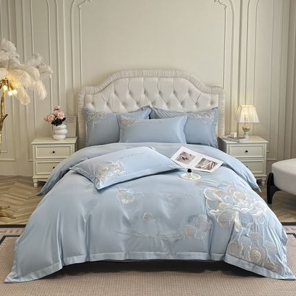 91家纺网 家纺一手货源 找家纺 菲儿家纺2025新款水洗真丝四件套-如梦 天水蓝