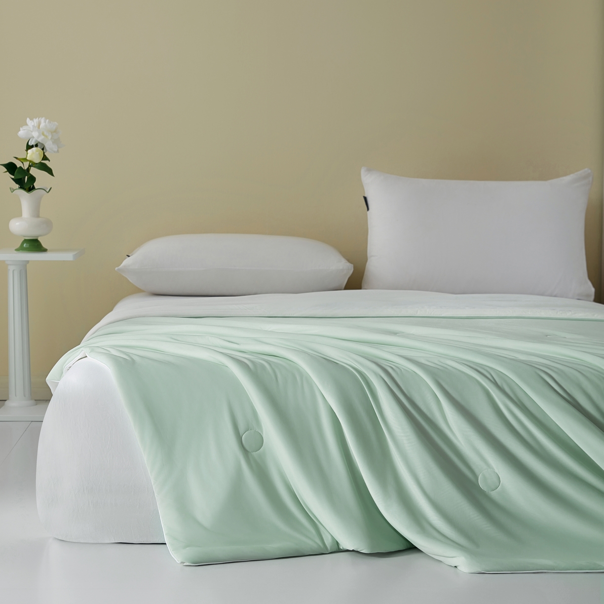 91家纺网 家纺一手货源 找家纺 梦恬佳 2025新款A类凉感丝夏凉被 奶油杏