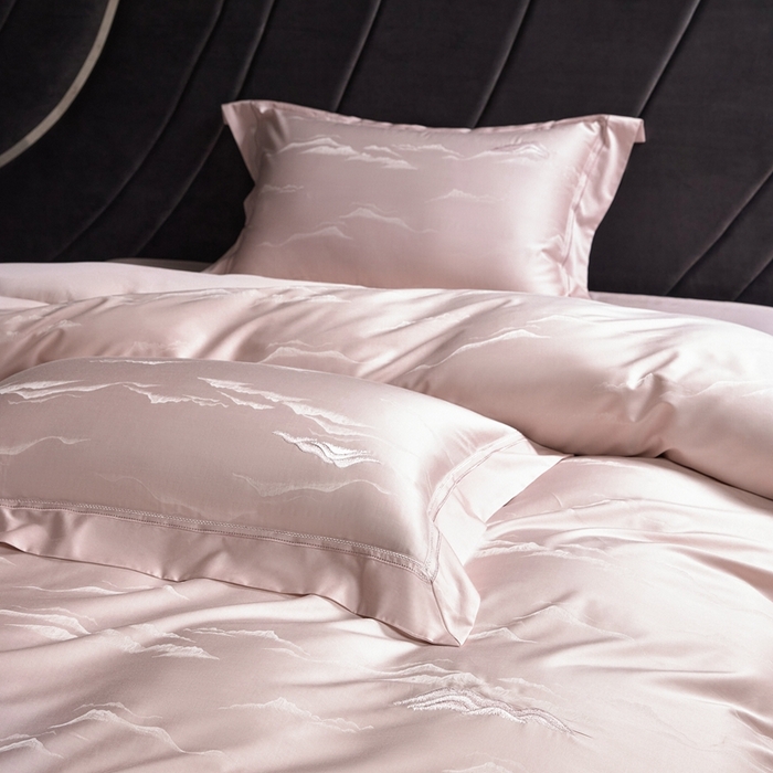 91家纺网 家纺一手货源 找家纺 榻尚家居 2025新款天丝棉提花加绣花工艺款床品四件套-山岚夏梦 山岚夏梦  樱花粉