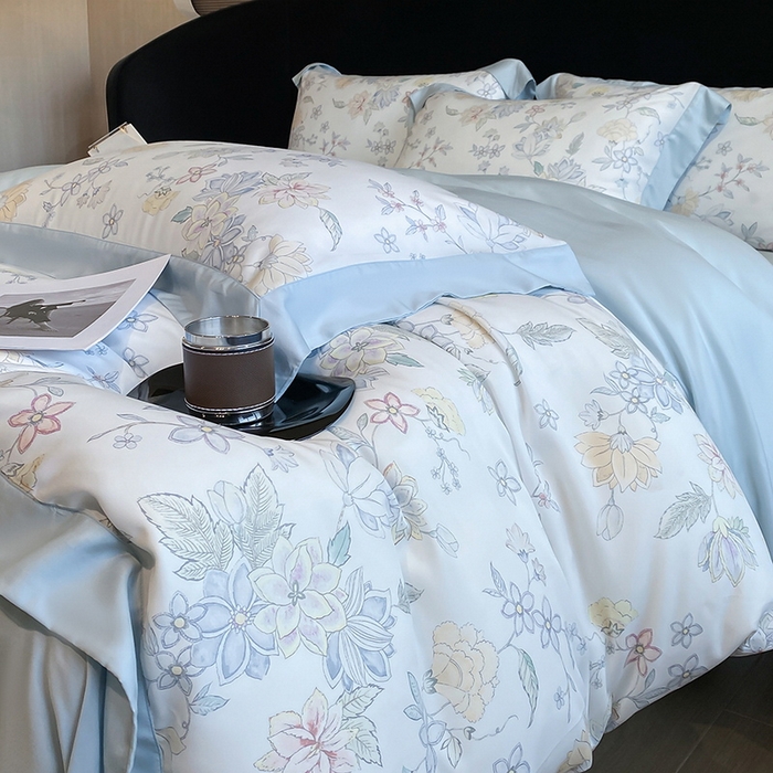 91家纺网 家纺一手货源 找家纺 2025春夏新款简奢款嵌绳莱赛尔数码印花四件套单夏被床笠床单款 春日蜜糖 兰