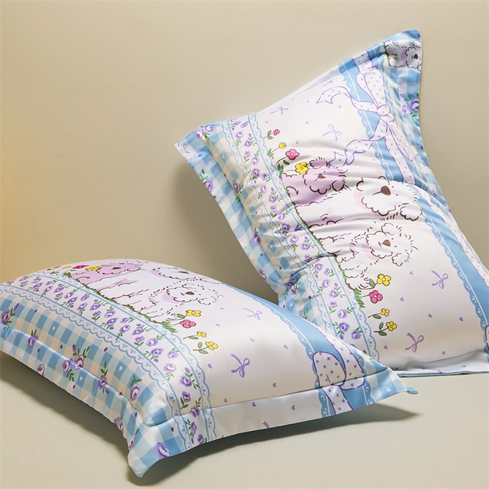 91家纺网 家纺一手货源 找家纺 笙意家纺 2025新款水洗真丝数码印花卡通枕套 小狗乐园