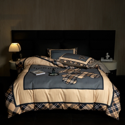 91家纺网 家纺一手货源 找家纺 色鬼布艺 2025新款轻奢亲肤纯棉四件套 英伦熊