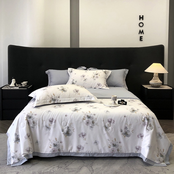 91家纺网 家纺一手货源 找家纺 立奥被业 2025新款雪纺纱夏被超柔数码印花夏被雪纺夏凉被 慕斯-浅灰