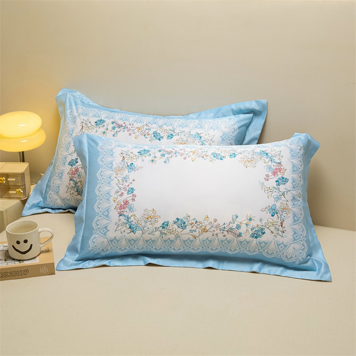 91家纺网 家纺一手货源 找家纺 笙意家纺 2025新款水洗真丝数码印花卡通枕套 花园梦境