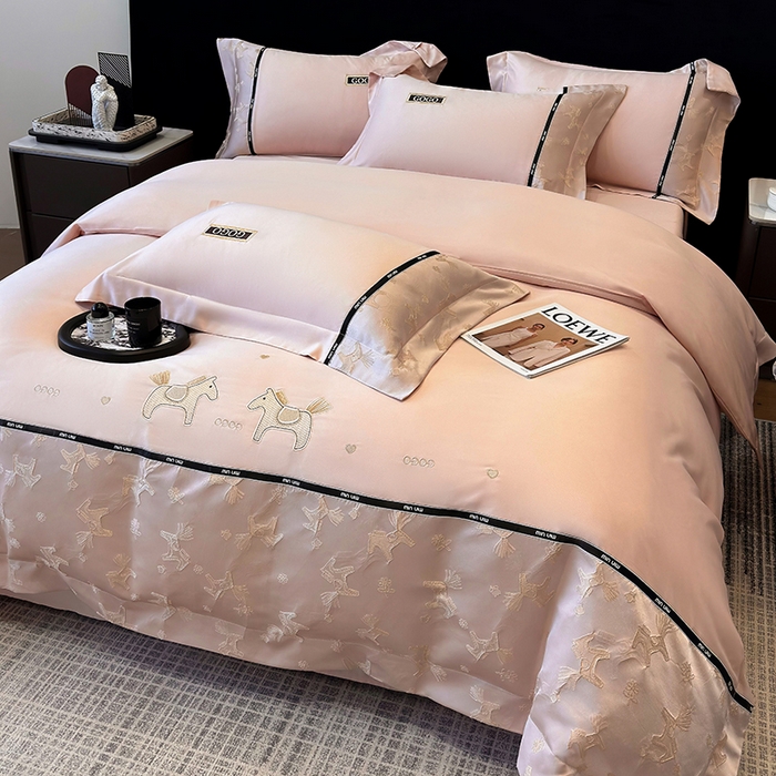 91家纺网 家纺一手货源 找家纺 （总）奥汀洛家纺 2025新款工艺款水洗天丝四件套-艾玛