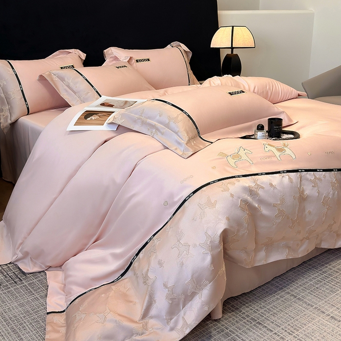 91家纺网 家纺一手货源 找家纺 （总）奥汀洛家纺 2025新款工艺款水洗天丝四件套-艾玛