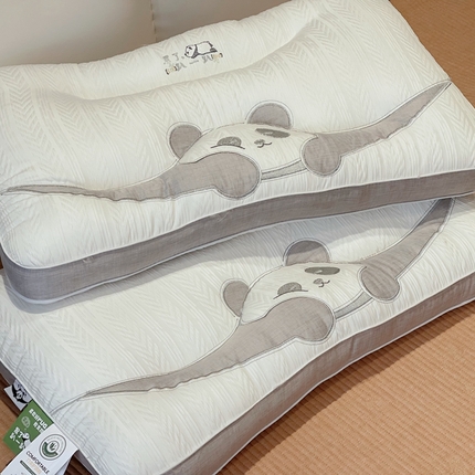 91家纺网 家纺一手货源 找家纺 （总）她喜爱 2025新款北野熊猫护颈枕