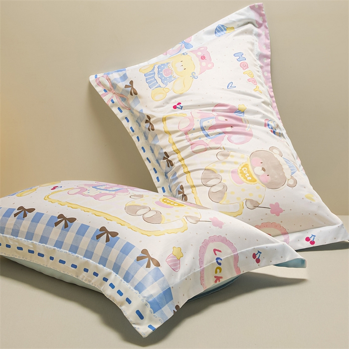 91家纺网 家纺一手货源 找家纺 笙意家纺 2025新款水洗真丝数码印花卡通枕套 森林派对