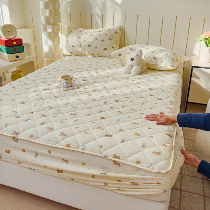 91家纺网 家纺一手货源 找家纺 U品汇 2025新款A类全棉夹棉防水床笠床罩单件隔尿透气床垫加厚防尘可水洗保护套 狗狗乐园