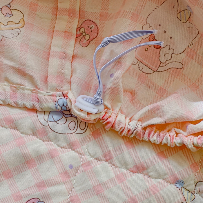 91家纺网 家纺一手货源 找家纺 U品汇 2025新款A类全棉夹棉防水床笠床罩单件隔尿透气床垫加厚防尘可水洗保护套 甜美梦境粉