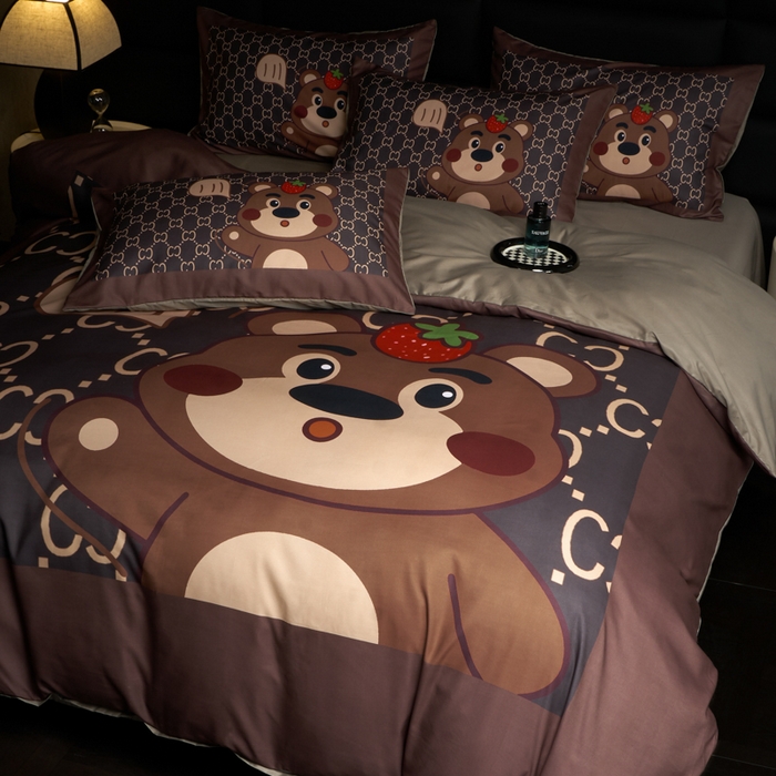 91家纺网 家纺一手货源 找家纺 花沐 2025新款轻奢潮牌亲肤棉纯棉四件套 古熊