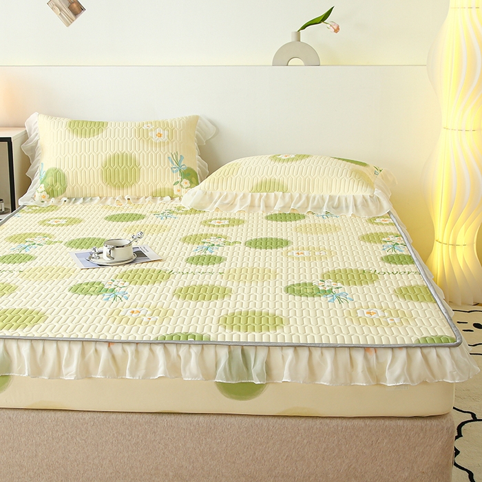 91家纺网 家纺一手货源 找家纺 伊人坊 2025新款A类凉感丝乳胶床笠凉席三件套-花边款 花边-春意盎然