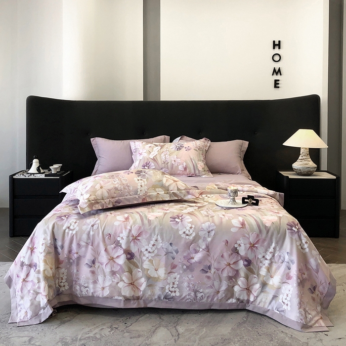 91家纺网 家纺一手货源 找家纺 立奥被业 2025新款雪纺纱夏被超柔数码印花夏被雪纺夏凉被 山与秋-灰紫