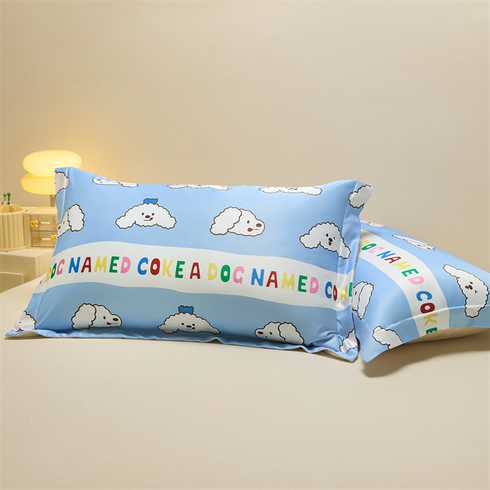 91家纺网 家纺一手货源 找家纺 笙意家纺 2025新款水洗真丝数码印花卡通枕套 coke狗