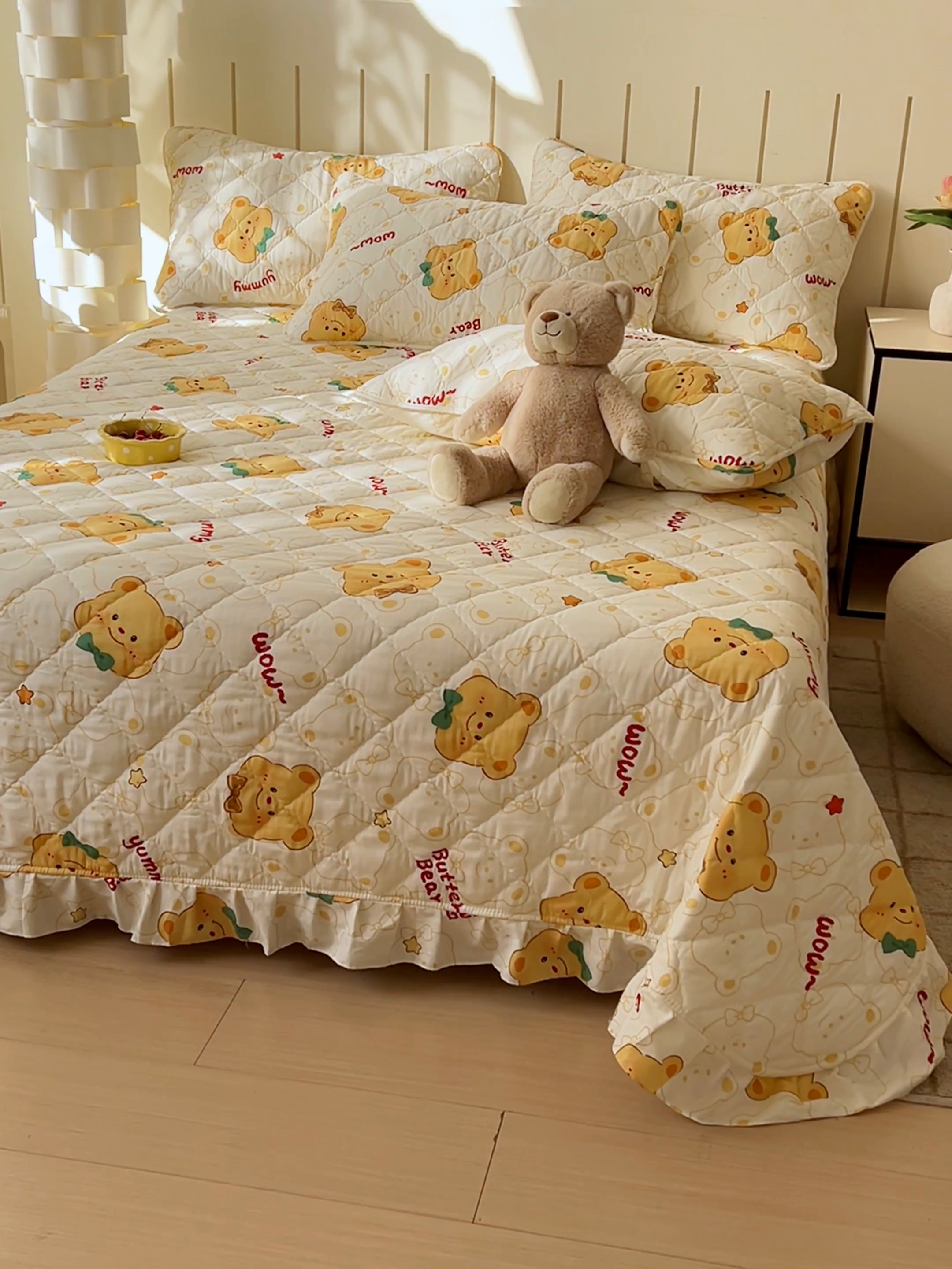 91家纺网 家纺一手货源 找家纺 U品汇 2025新品A类全棉夹棉床盖纯棉100%棉绗缝三件套炕垫褥子13372 G瑞迪熊