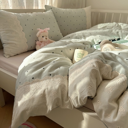 91家纺网 家纺一手货源 找家纺 盼季家纺 2025新款A类法式小清新皱皱纱花边蕾丝水洗棉床上四件套宿舍床笠三件套 蕾丝花边-海盐拿铁