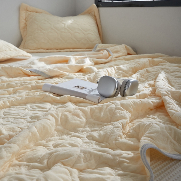 91家纺网 家纺一手货源 找家纺 （总）良品汇馆 日式无印全棉贴身亲肤吸汗透气泡芙夏被提花泡芙夏凉被空调被A类