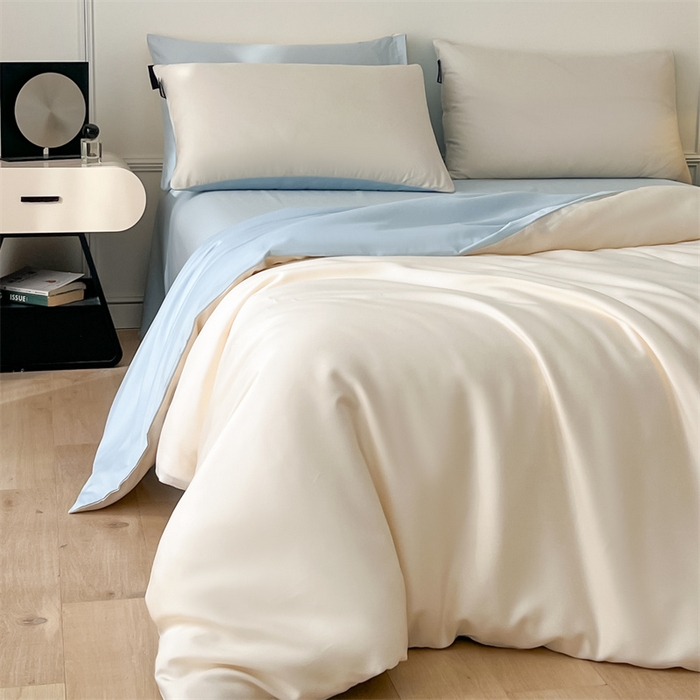 91家纺网 家纺一手货源 找家纺 笙意家纺 2025新款水洗真丝简约时尚四件套-简爱系列 简爱-奶昔白+天空蓝