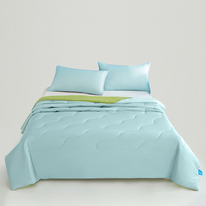 91家纺网 家纺一手货源 找家纺 米米儿家纺 2025新款跨境电商凉感丝夏被西瓜空调被 冰川蓝绿