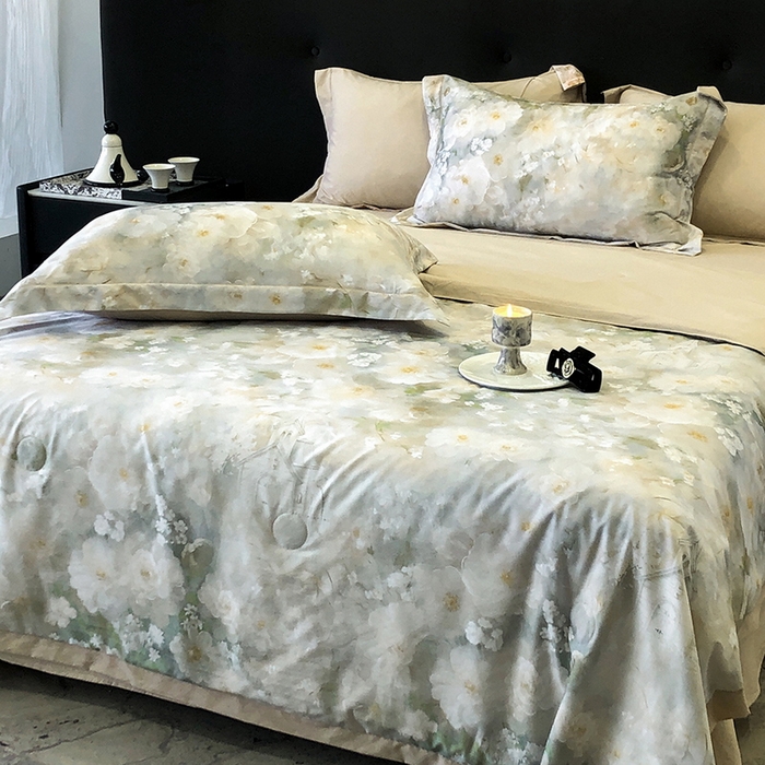 91家纺网 家纺一手货源 找家纺 立奥被业 2025新款雪纺纱夏被超柔数码印花夏被雪纺夏凉被 复古花海-米灰