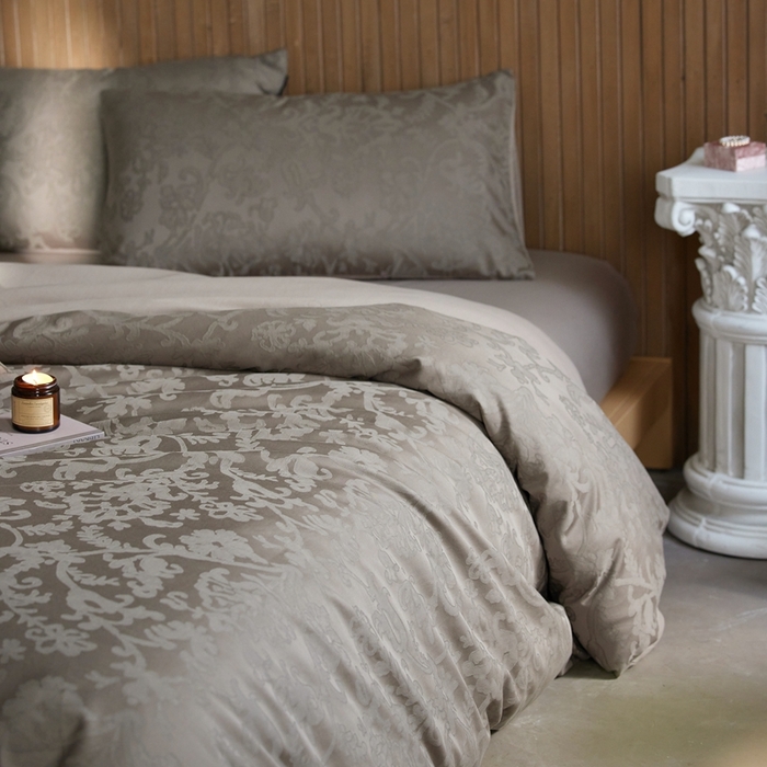 91家纺网 家纺一手货源 找家纺 安莱生活 2025全棉浮雕提花四件套-科林斯系列 科林斯-慕斯灰