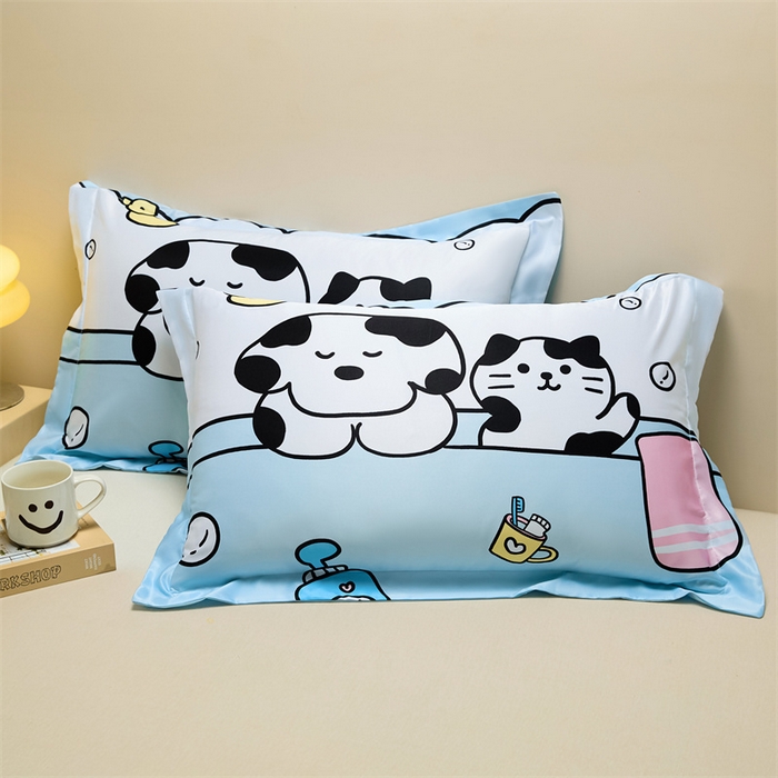 91家纺网 家纺一手货源 找家纺 笙意家纺 2025新款水洗真丝数码印花卡通枕套 萌宠猫狗
