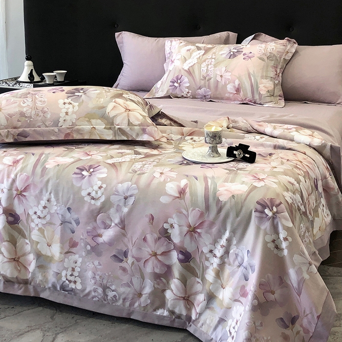 91家纺网 家纺一手货源 找家纺 立奥被业 2025新款雪纺纱夏被超柔数码印花夏被雪纺夏凉被 山与秋-灰紫