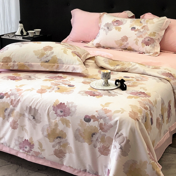 91家纺网 家纺一手货源 找家纺 立奥被业 2025新款雪纺纱夏被超柔数码印花夏被雪纺夏凉被 春风里-水粉