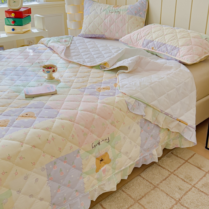 91家纺网 家纺一手货源 找家纺 U品汇 2025新品A类全棉夹棉床盖纯棉100%棉绗缝三件套炕垫褥子13372 G童话时光