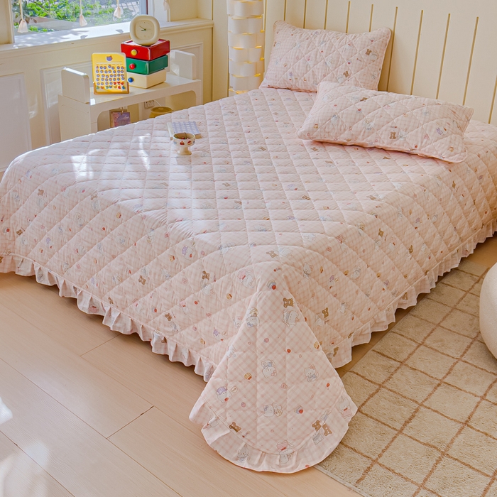 91家纺网 家纺一手货源 找家纺 U品汇 2025新品A类全棉夹棉床盖纯棉100%棉绗缝三件套炕垫褥子13372 G甜美梦境粉