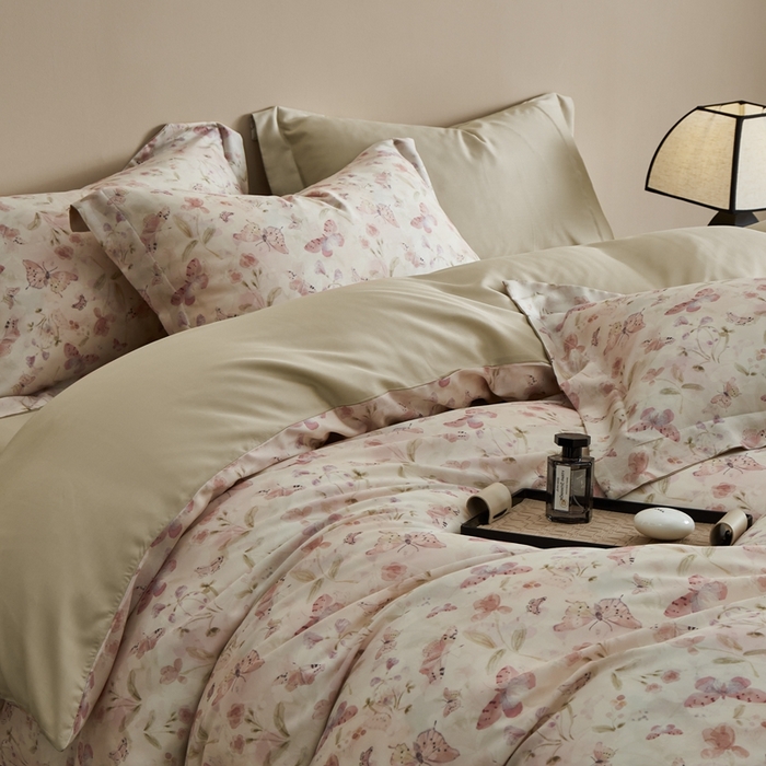 91家纺网 家纺一手货源 找家纺 顾家家居 2025新款莱塞尔兰精天丝印花四件套 玛卡