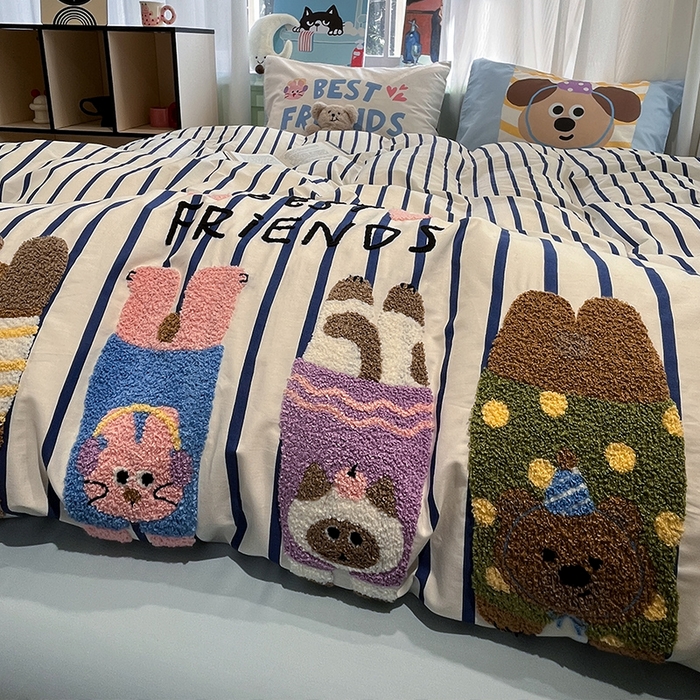 91家纺网 家纺一手货源 找家纺 蓝邻2025年新款全棉纯棉40s毛巾绣四件套 熊喵犬伴