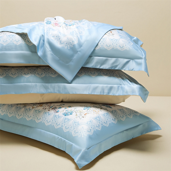 91家纺网 家纺一手货源 找家纺 笙意家纺 2025新款水洗真丝数码印花卡通枕套 花园梦境