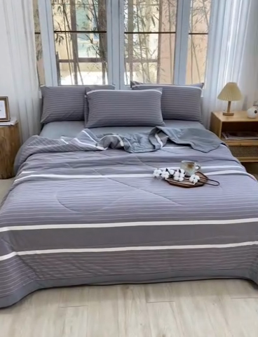 91家纺网 家纺一手货源 找家纺 柠萌家居 2025新款全棉色织水洗棉棉花夏被四件套里外全棉 夏凉被被子被芯 宽双线冷灰