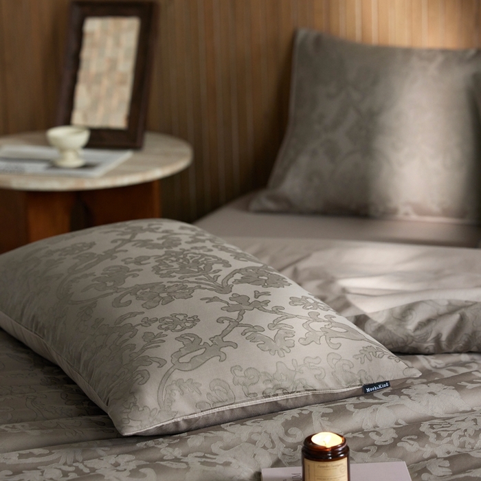 91家纺网 家纺一手货源 找家纺 安莱生活 2025全棉浮雕提花四件套-科林斯系列 科林斯-慕斯灰