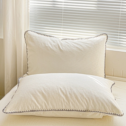 91家纺网 家纺一手货源 找家纺 （总）卡普二店 2025新款A类轻奢贝壳绣丝柔缎提花枕套