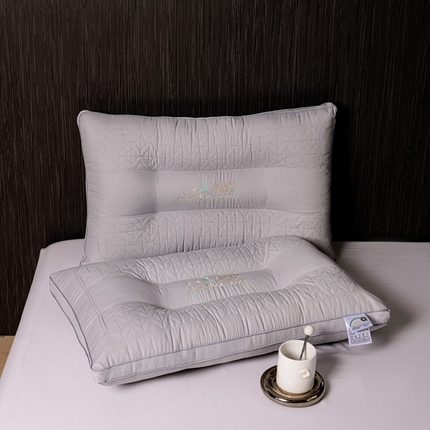 91家纺网 家纺一手货源 找家纺 （总）亦帆枕芯 2025新款小热艾枕芯