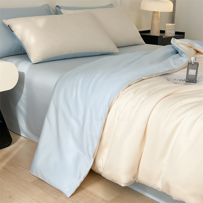 91家纺网 家纺一手货源 找家纺 笙意家纺 2025新款水洗真丝简约时尚四件套-简爱系列 简爱-奶昔白+天空蓝