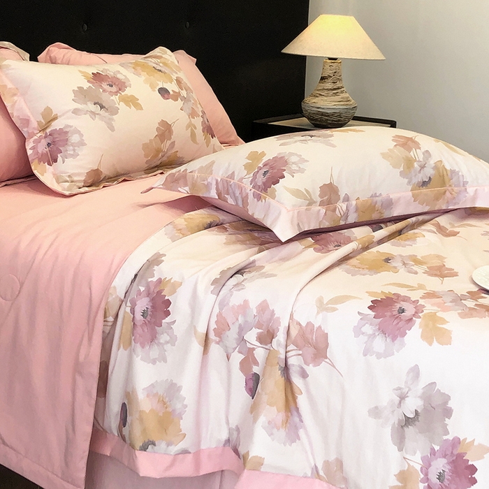 91家纺网 家纺一手货源 找家纺 立奥被业 2025新款雪纺纱夏被超柔数码印花夏被雪纺夏凉被 春风里-水粉