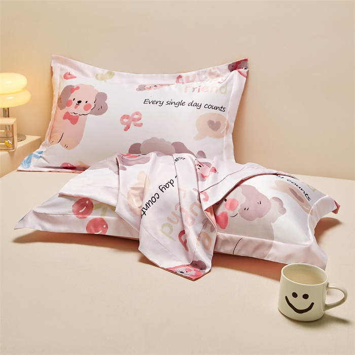 91家纺网 家纺一手货源 找家纺 笙意家纺 2025新款水洗真丝数码印花卡通枕套 快乐小狗